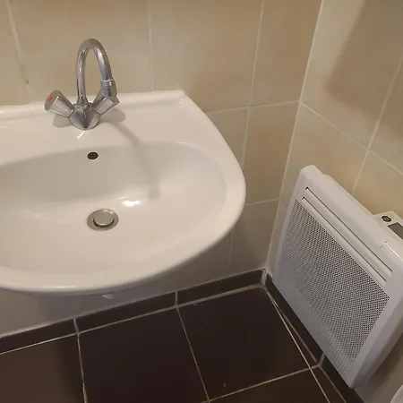 Proximite Porte Cafarelli - Entree Autonome *